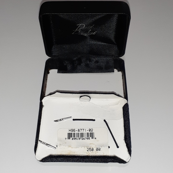 David Donahue Sterling Silver Tuxedo Cufflinks Set - Picture 3 of 3